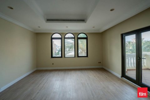 Villa in Palm Jumeirah, Dubai 6 bedrooms, 1241.7 sq.m. № 97886 - photo 15