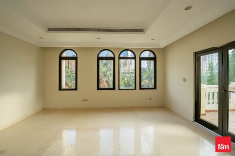 Villa in Palm Jumeirah, Dubai 6 bedrooms, 1241.7 sq.m. № 97886 - photo 20