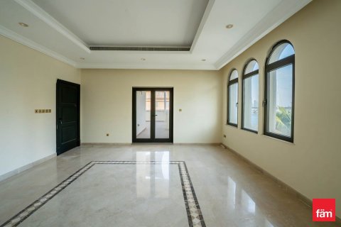 Villa in Palm Jumeirah, Dubai 6 bedrooms, 1241.7 sq.m. № 97886 - photo 18