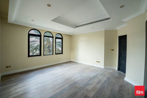 Villa in Palm Jumeirah, Dubai 6 bedrooms, 1241.7 sq.m. № 97886 - photo 11