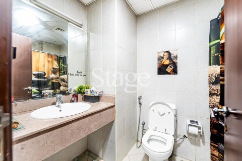 Apartment in Dubai Sports City, Dubai 2 bedrooms, 191 sq.m. № 70371 - photo 23