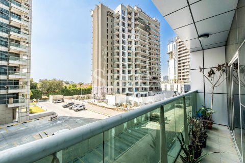 Apartment in Dubai Sports City, Dubai 2 bedrooms, 191 sq.m. № 70371 - photo 18