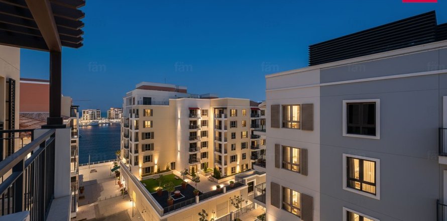 Квартира в Дубае, 1 спальня, 74.4м², № 112831