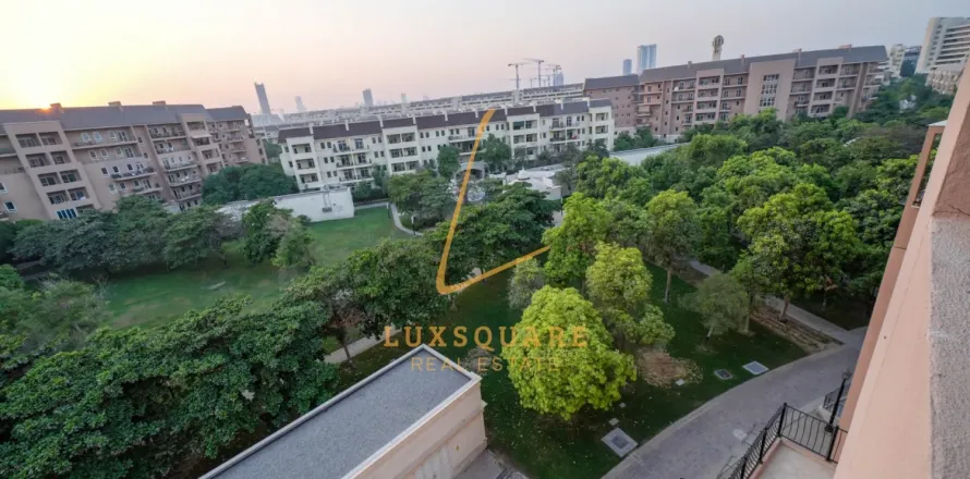 Apartamento en Uptown Motor City, Motor City, Dubai, 3 dormitorios, 208 m², № 69206