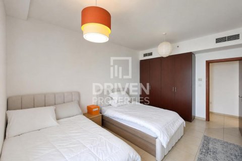 Apartment in Murjan, Jumeirah Beach Residence, Dubai 2 bedrooms, 129.41 sq.m. № 135846 - photo 13