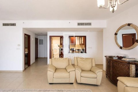 Apartment in Murjan, Jumeirah Beach Residence, Dubai 2 bedrooms, 129.41 sq.m. № 135846 - photo 8