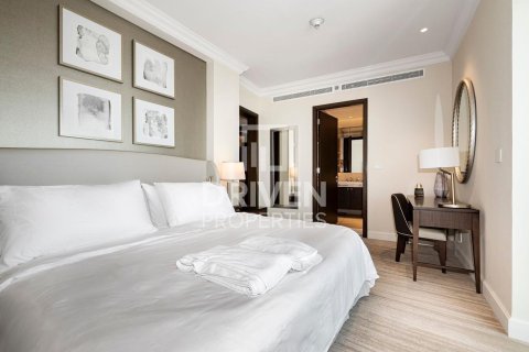 Apartment in The Address Residence Fountain Views, Downtown Dubai (Downtown Burj Dubai), Dubai 2 bedrooms, 134.9 sq.m. № 138736 - photo 5