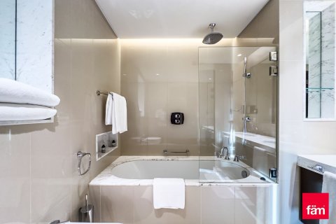 Купить квартиру в Даунтаун Дубай (Даунтаун Бурдж Дубай), Дубай: 1 спальня, 78м², № 7276 - фото 15