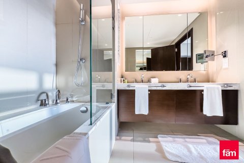 Купить квартиру в Даунтаун Дубай (Даунтаун Бурдж Дубай), Дубай: 1 спальня, 78м², № 7276 - фото 10