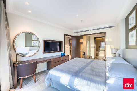 Купить квартиру в Даунтаун Дубай (Даунтаун Бурдж Дубай), Дубай: 1 спальня, 78м², № 7276 - фото 14