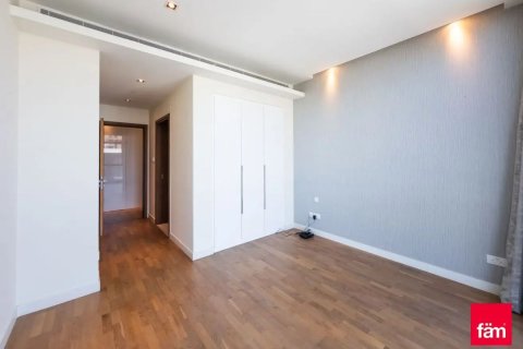 Apartment in Al Wasl, Dubai 4 bedrooms, 276.8 sq.m. № 7277 - photo 5