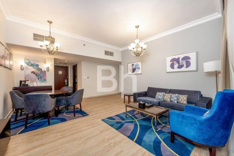 Снять в аренду апартаменты в отеле в Dubai Internet City, Дубай: 2 спальни, 112м², № 56773 - фото 1