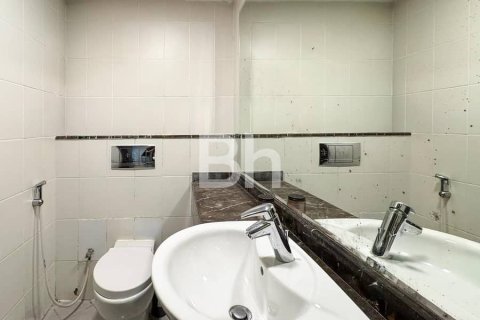 Apartamento en Jumeirah Lake Towers, Dubai, 2 dormitorios, 184 m², № 56774 - foto 16