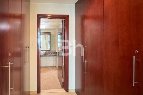 Apartamento en Jumeirah Lake Towers, Dubai, 2 dormitorios, 184 m², № 56774 - foto 12