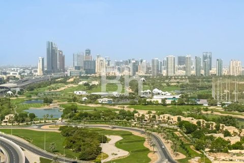 Apartamento en Jumeirah Lake Towers, Dubai, 2 dormitorios, 184 m², № 56774 - foto 1