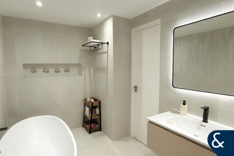 Apartamento en Downtown Dubai (Downtown Burj Dubai), Dubai, 2 dormitorios, 197 m², № 78172 - foto 9