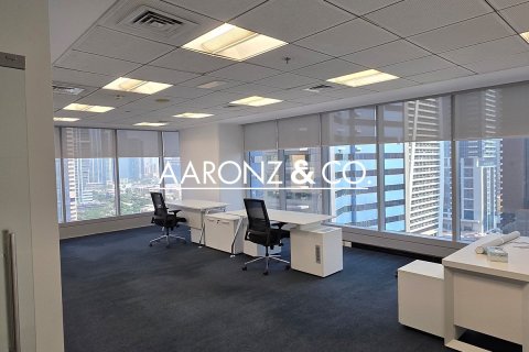 Bureau à Jumeirah Lake Towers, Dubai, 168.1 m², № 78171 - photo 1