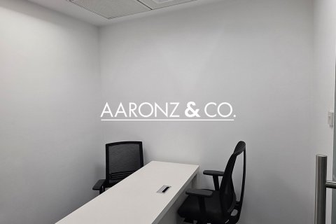 Bureau à Jumeirah Lake Towers, Dubai, 168.1 m², № 78171 - photo 7