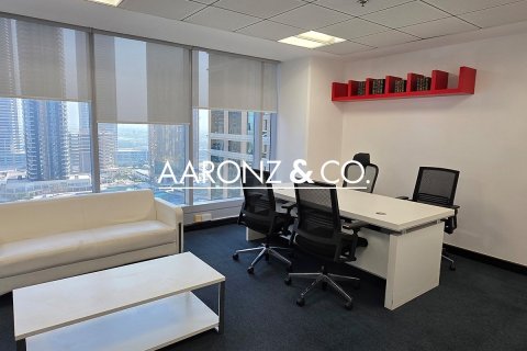 Bureau à Jumeirah Lake Towers, Dubai, 168.1 m², № 78171 - photo 4
