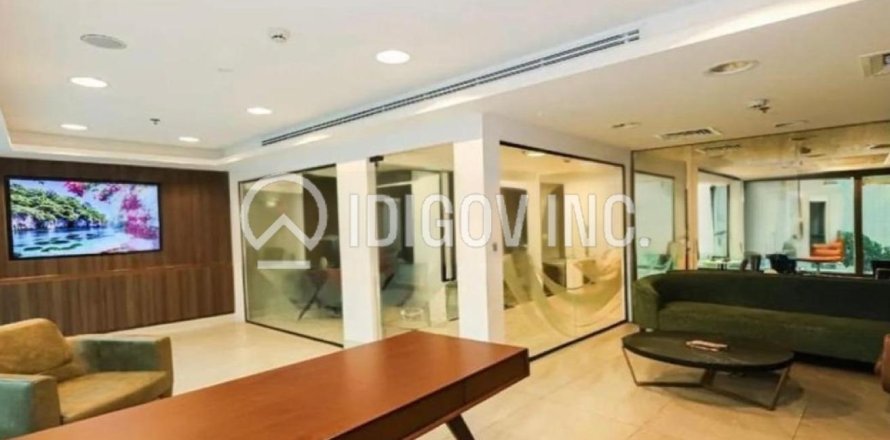 Офис в Бизнес-Бэе, Дубай, 81м², № 78176