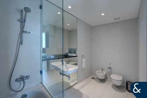 Apartment in DIFC, Dubai 1 bedroom, 82 sq.m. № 78173 - photo 6