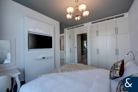 Apartment in DIFC, Dubai 1 bedroom, 82 sq.m. № 78173 - photo 2