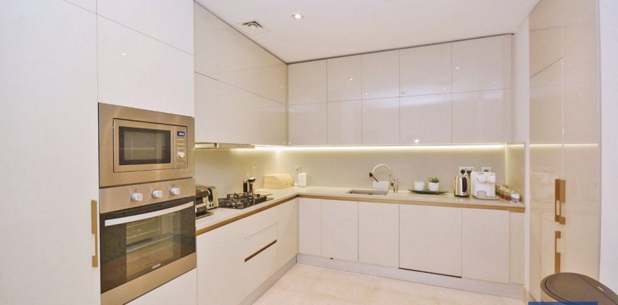 Apartment in The Crescent, Palm Jumeirah, Dubai 2 bedrooms, 124 sq.m. № 103797
