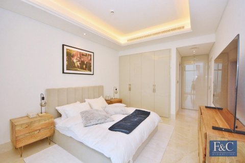Apartment in The Crescent, Palm Jumeirah, Dubai 2 bedrooms, 124 sq.m. № 103797 - photo 12