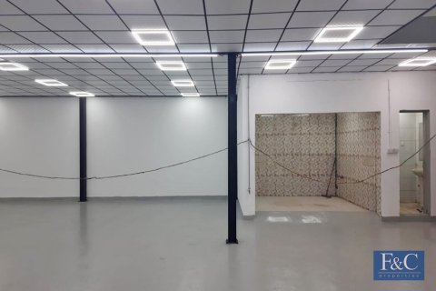 Entrepôt à Al Quoz Industrial Area, Al Quoz, Dubai, 460 m², № 103795 - photo 4