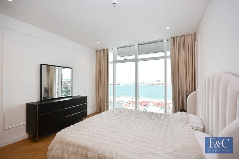 Apartment in The Crescent, Palm Jumeirah, Dubai 2 bedrooms, 122 sq.m. № 103786 - photo 9