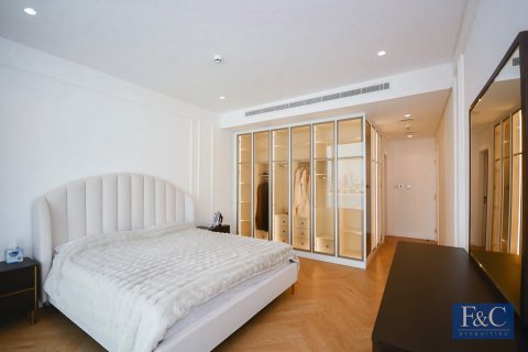 Apartment in The Crescent, Palm Jumeirah, Dubai 2 bedrooms, 122 sq.m. № 103786 - photo 10