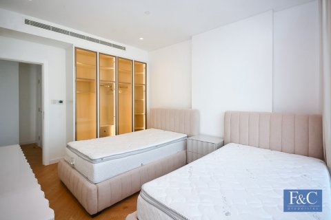 Apartment in The Crescent, Palm Jumeirah, Dubai 2 bedrooms, 122 sq.m. № 103786 - photo 4