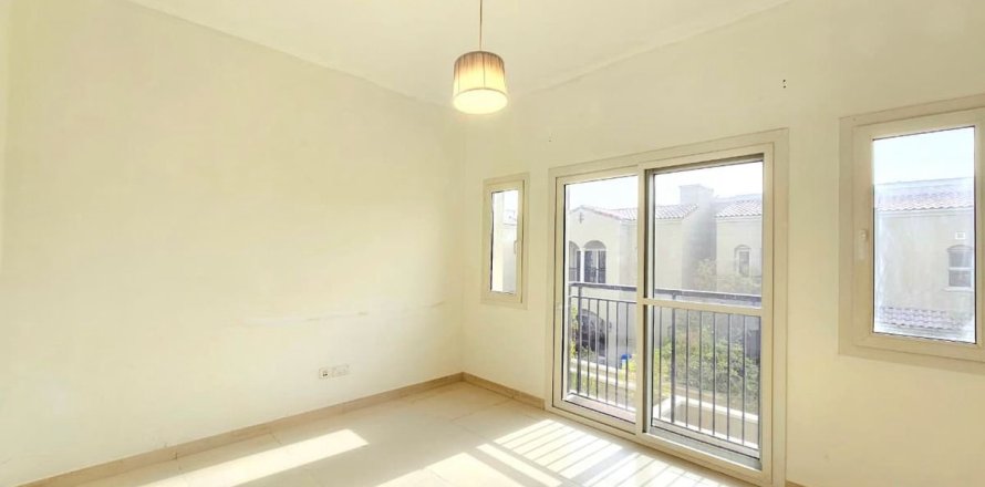 Villa in Dubai 3 bedrooms, 188.7 sq.m. № 50782