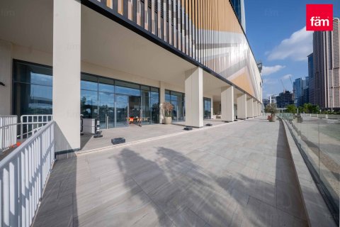 Magasin à Business Bay, Dubai, 246.5 m², № 84682 - photo 2