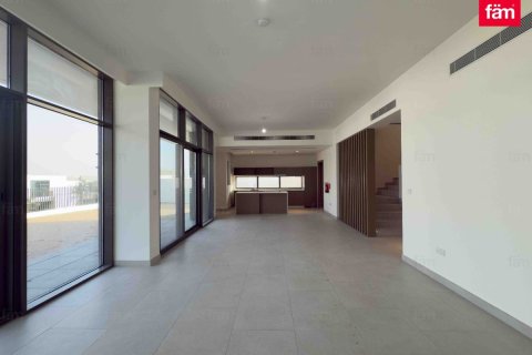Villa in Al Furjan, Dubai 5 bedrooms, 570 sq.m. № 52418 - photo 1