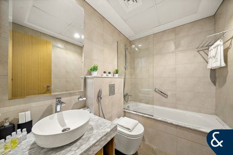 Appartement à Sheikh Zayed Road, Dubai, 2 chambres, 76 m², № 99004 - photo 7