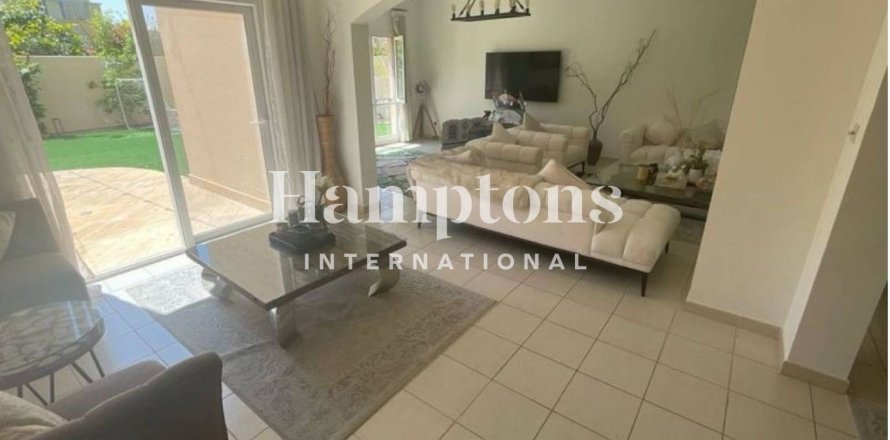 Villa in Meadows 1, Meadows, Dubai 5 bedrooms, 353.496 sq.m. № 63736