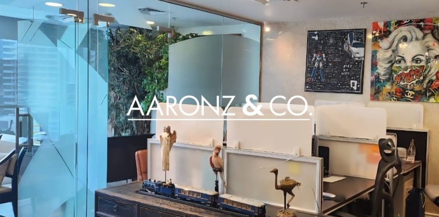 Office in Business Bay, Dubai 83 sq.m. № 102394