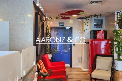 Office in Business Bay, Dubai 83 sq.m. № 102394 - photo 5