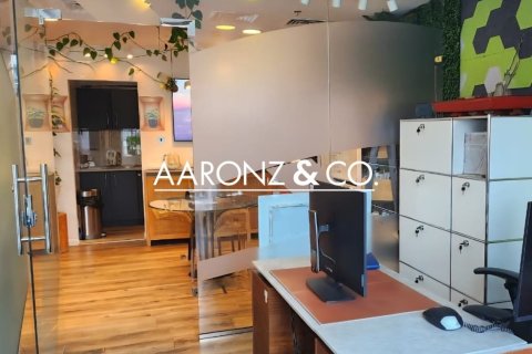 Office in Business Bay, Dubai 83 sq.m. № 102394 - photo 8
