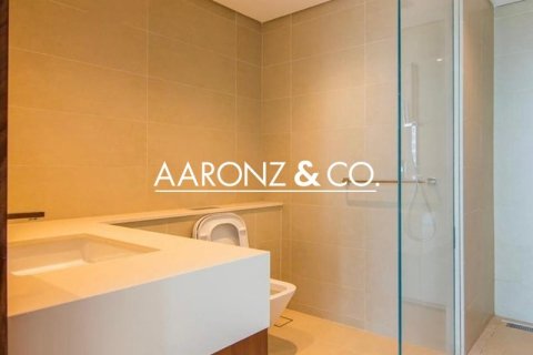 Apartment in Marina Gate 2, Dubai Marina, Dubai 3 bedrooms, 168 sq.m. № 102387 - photo 3