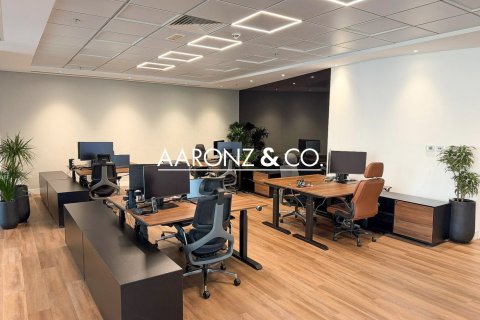 Office in Business Bay, Dubai 281 sq.m. № 102388 - photo 13