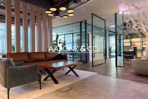 Office in Business Bay, Dubai 281 sq.m. № 102388 - photo 2