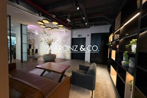 Office in Business Bay, Dubai 281 sq.m. № 102388 - photo 6