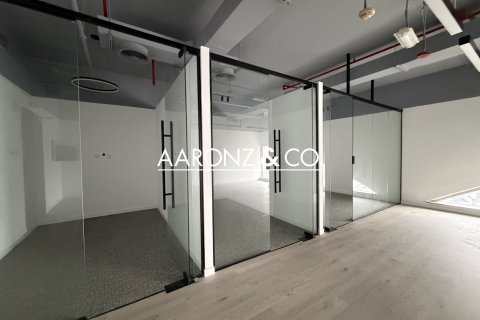Снять в аренду офис в Dubai Media City, Дубай: 74м², № 102391 - фото 6
