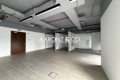 Снять в аренду офис в Dubai Media City, Дубай: 74м², № 102391 - фото 4