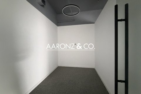 Снять в аренду офис в Dubai Media City, Дубай: 74м², № 102391 - фото 10