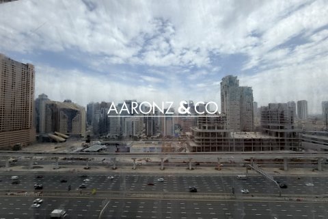 Снять в аренду офис в Dubai Media City, Дубай: 74м², № 102391 - фото 11