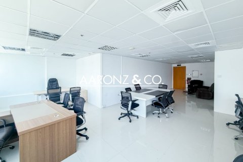 Office in Business Bay, Dubai 83 sq.m. № 102393 - photo 10