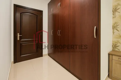 Adosado en Al Furjan, Dubai, 4 dormitorios, 209 m², № 93291 - foto 20